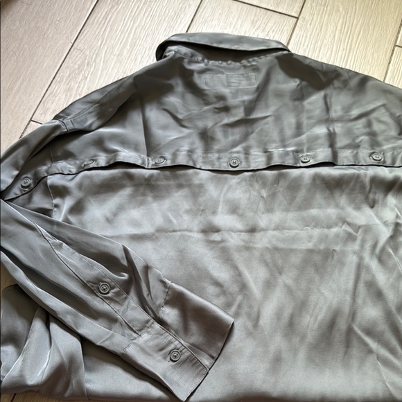 A&F Button-Up Shirt - Picture 6 of 7